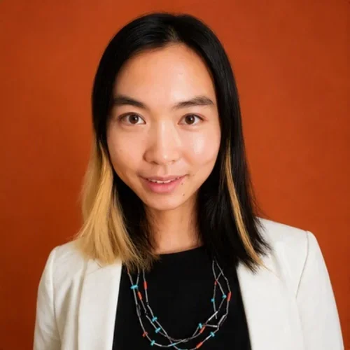 Jo Huang