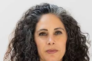 Dr. Yalda Afshar